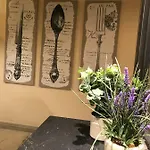 Sweethome Crispi Apartment Rom