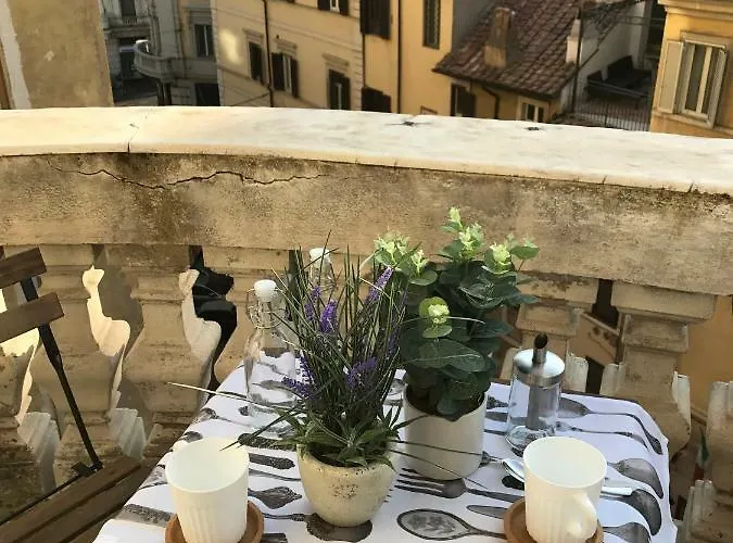 Sweethome Crispi Róma